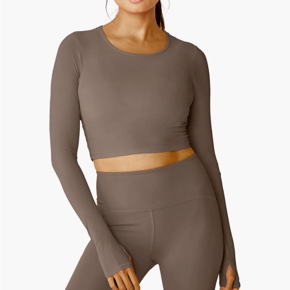 Beyond Yoga Tops - NWOT Beyond Yoga Performance Knit Resilient Cropped Pullover